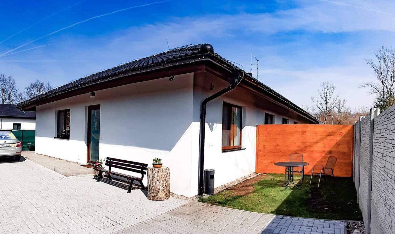 Apartman Dubova Milovice  Luaran gambar
