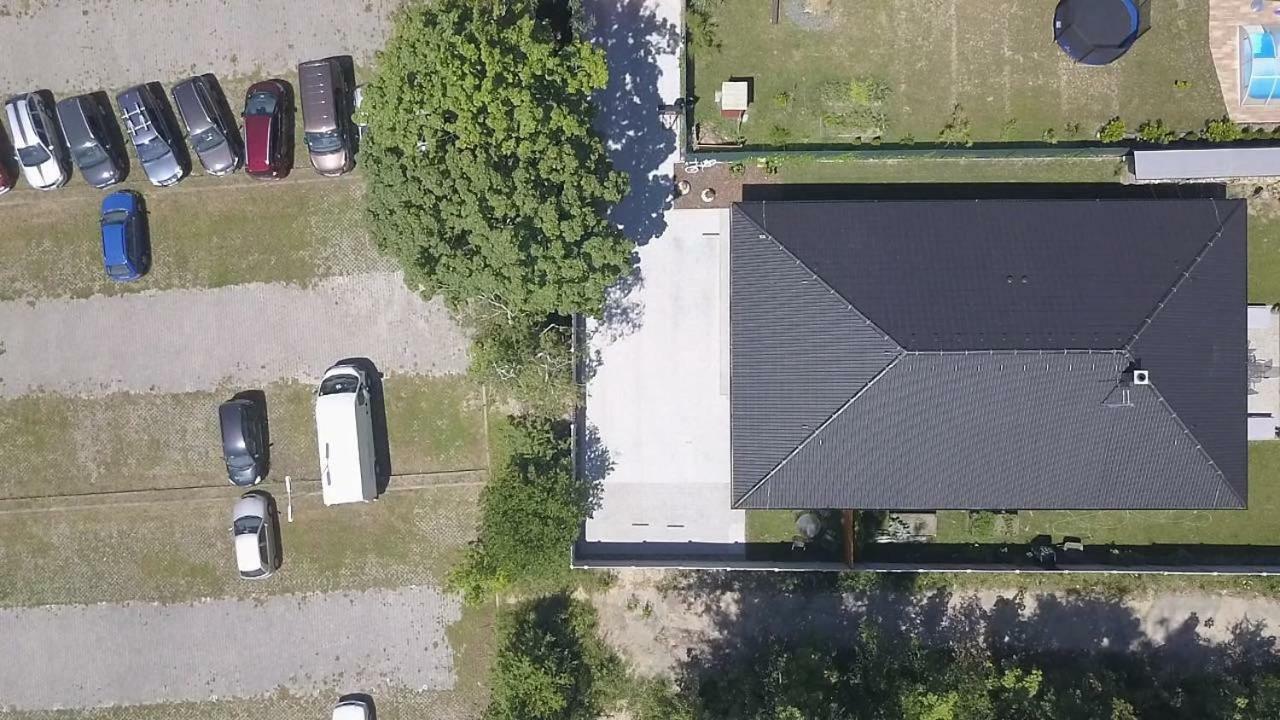 Apartman Dubova Milovice  Luaran gambar